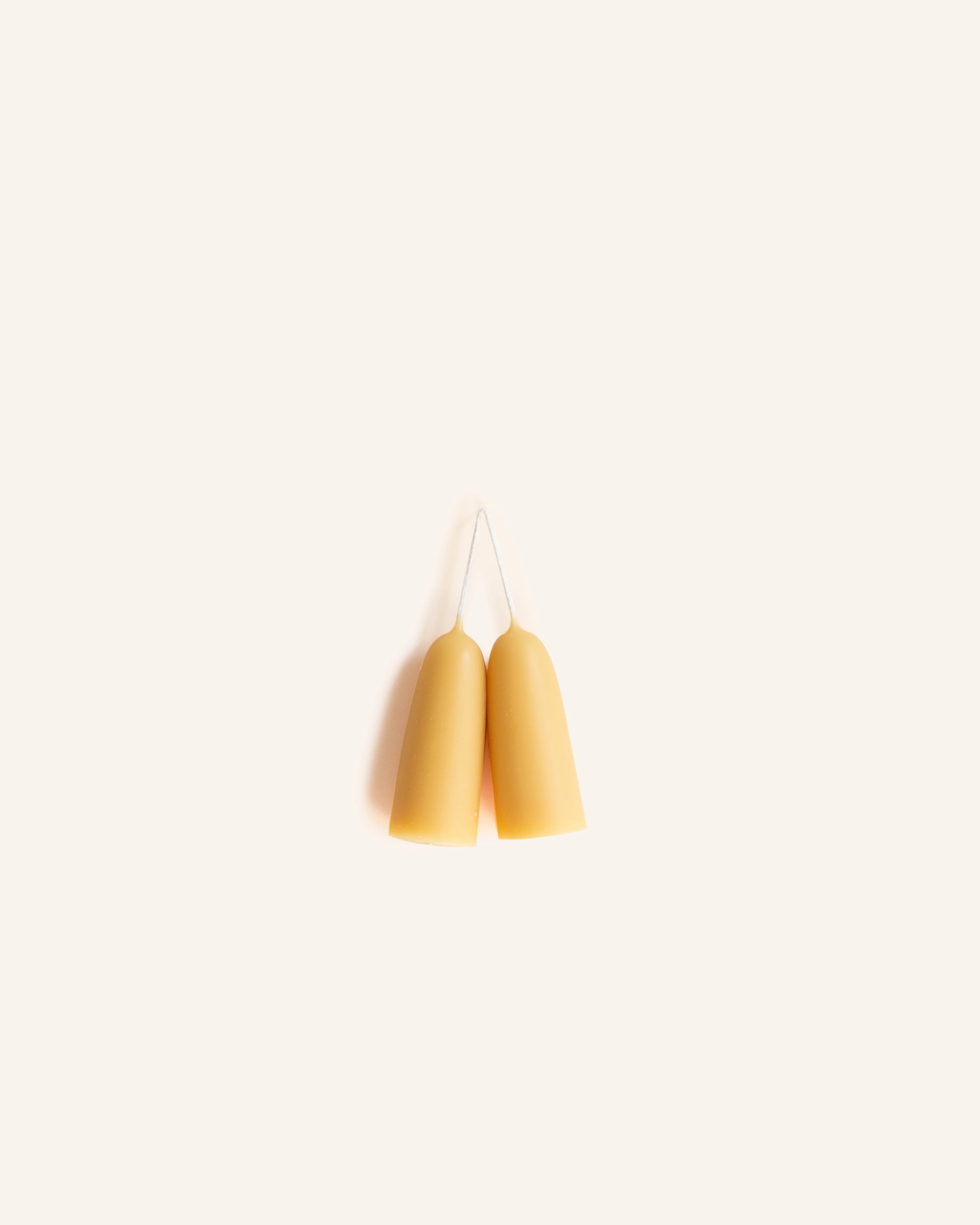 A pair of Beeswax Stumpy Candles - Image 3