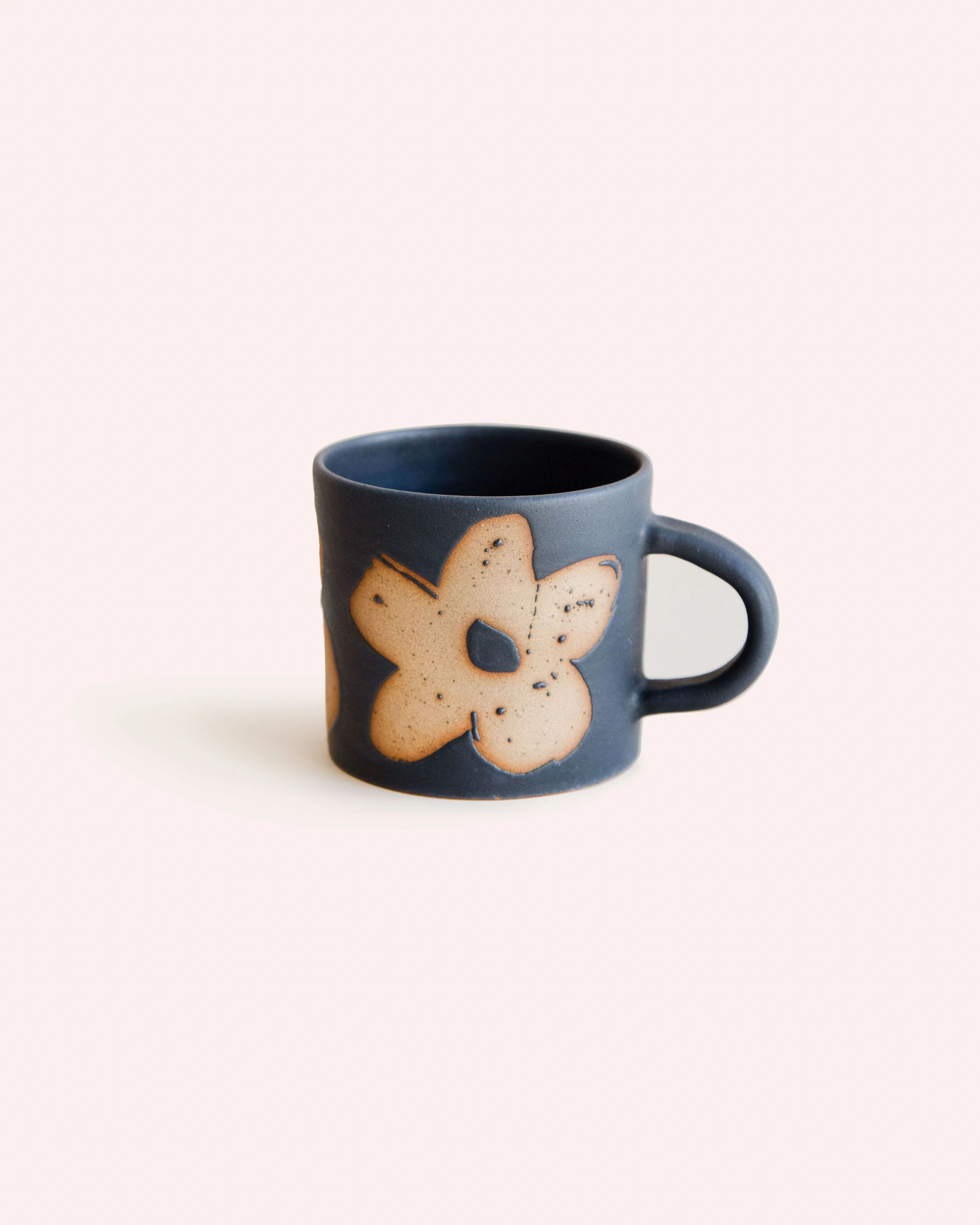 Black Gardener's Mug - Image 4