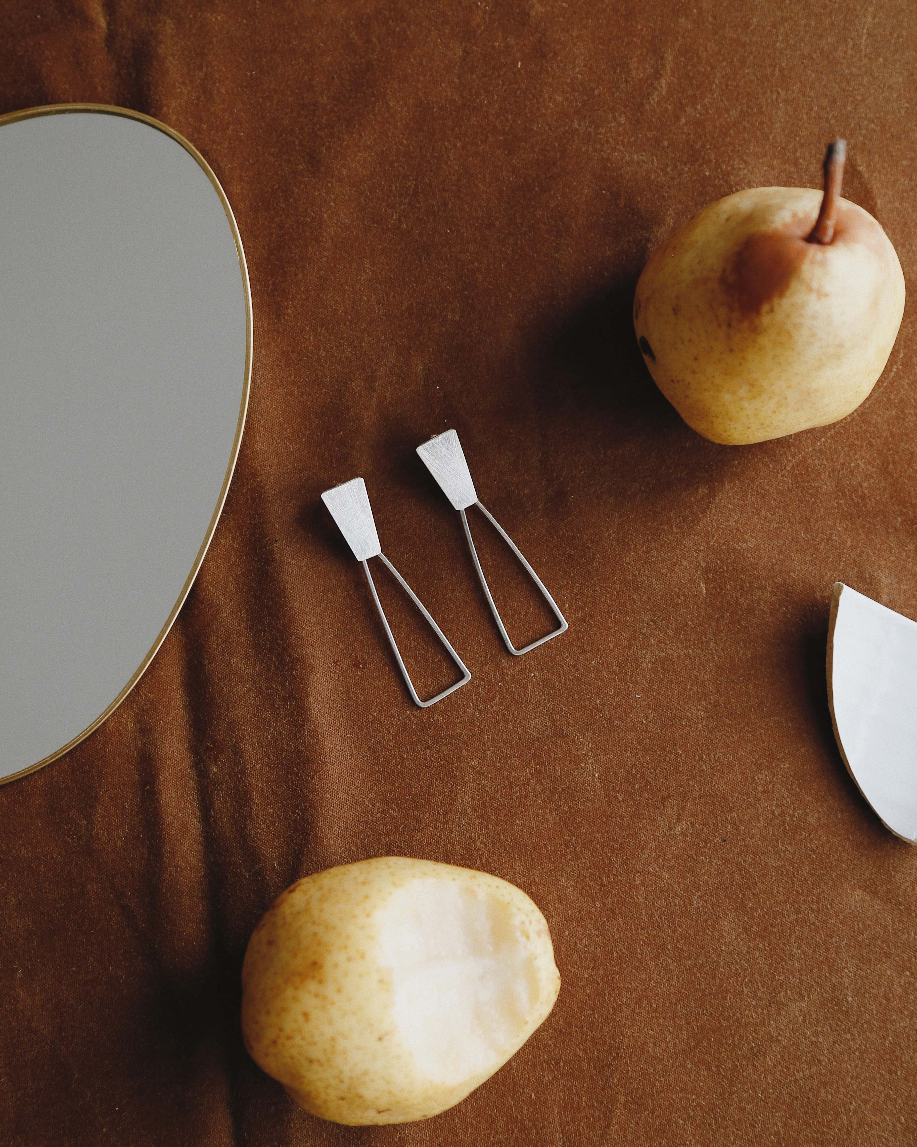 Single Hanging Drift Earrings - Image 3