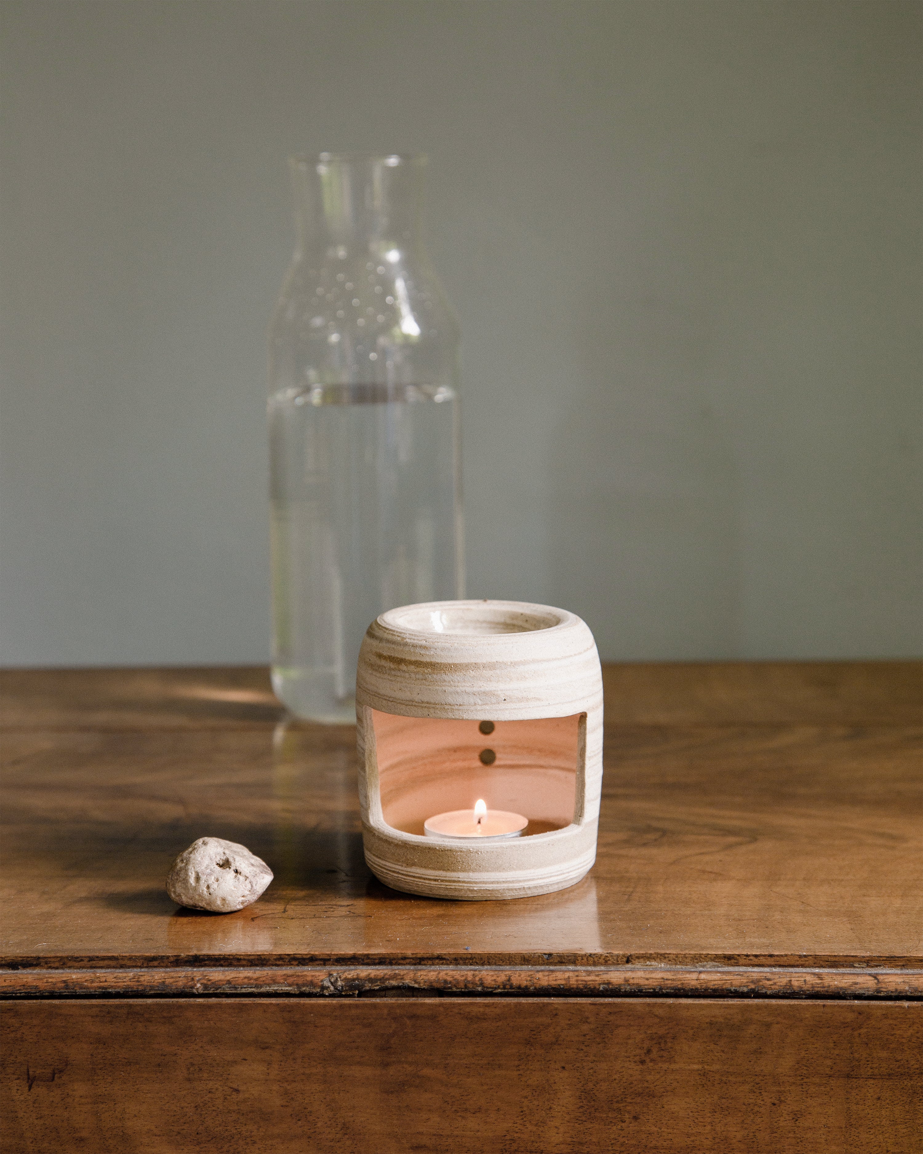 Skye Sand Oil Burner Wax Melter in Cream Marble - Image 4