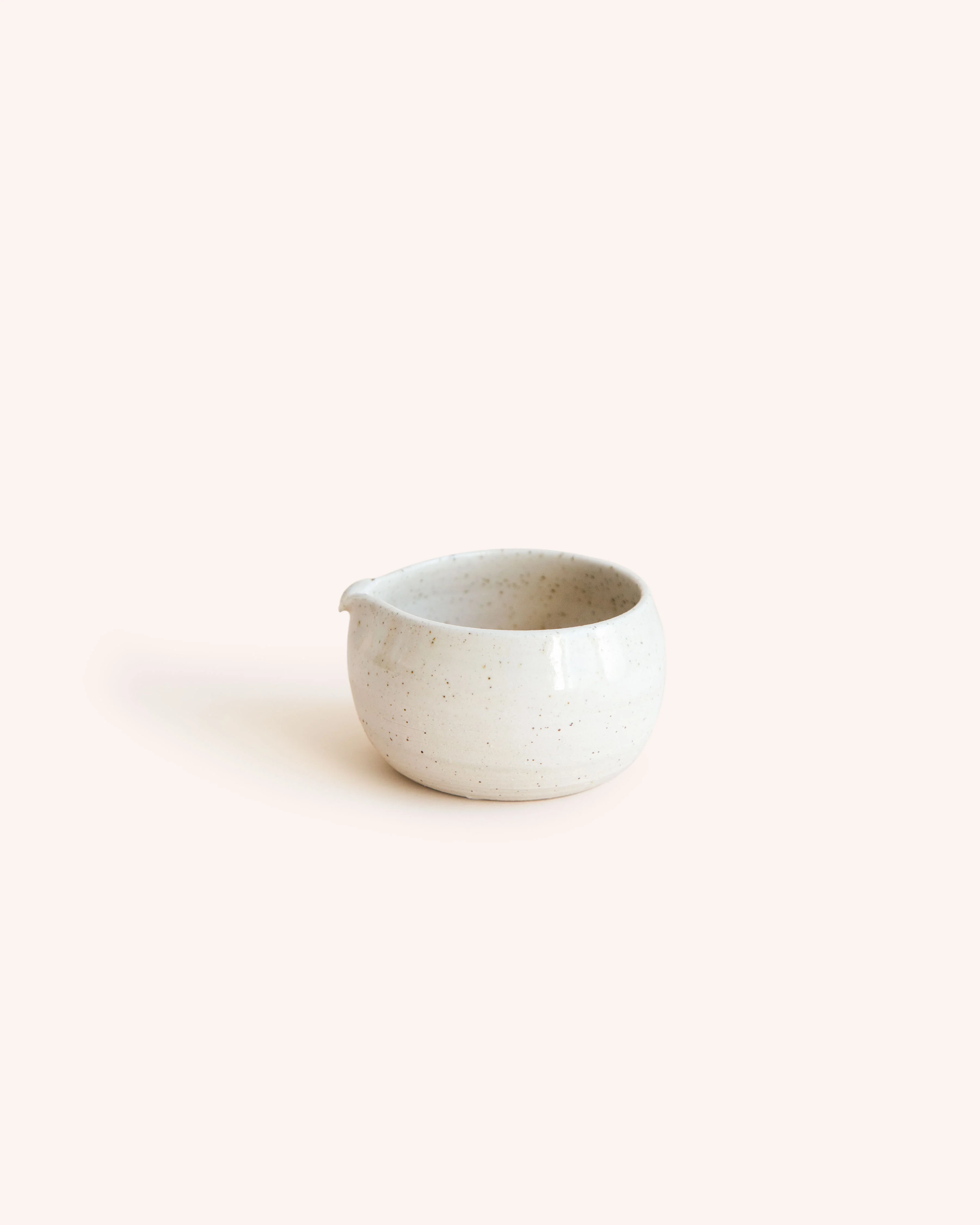 Skye Sand Pourer Jug in Porcelain - Image 3