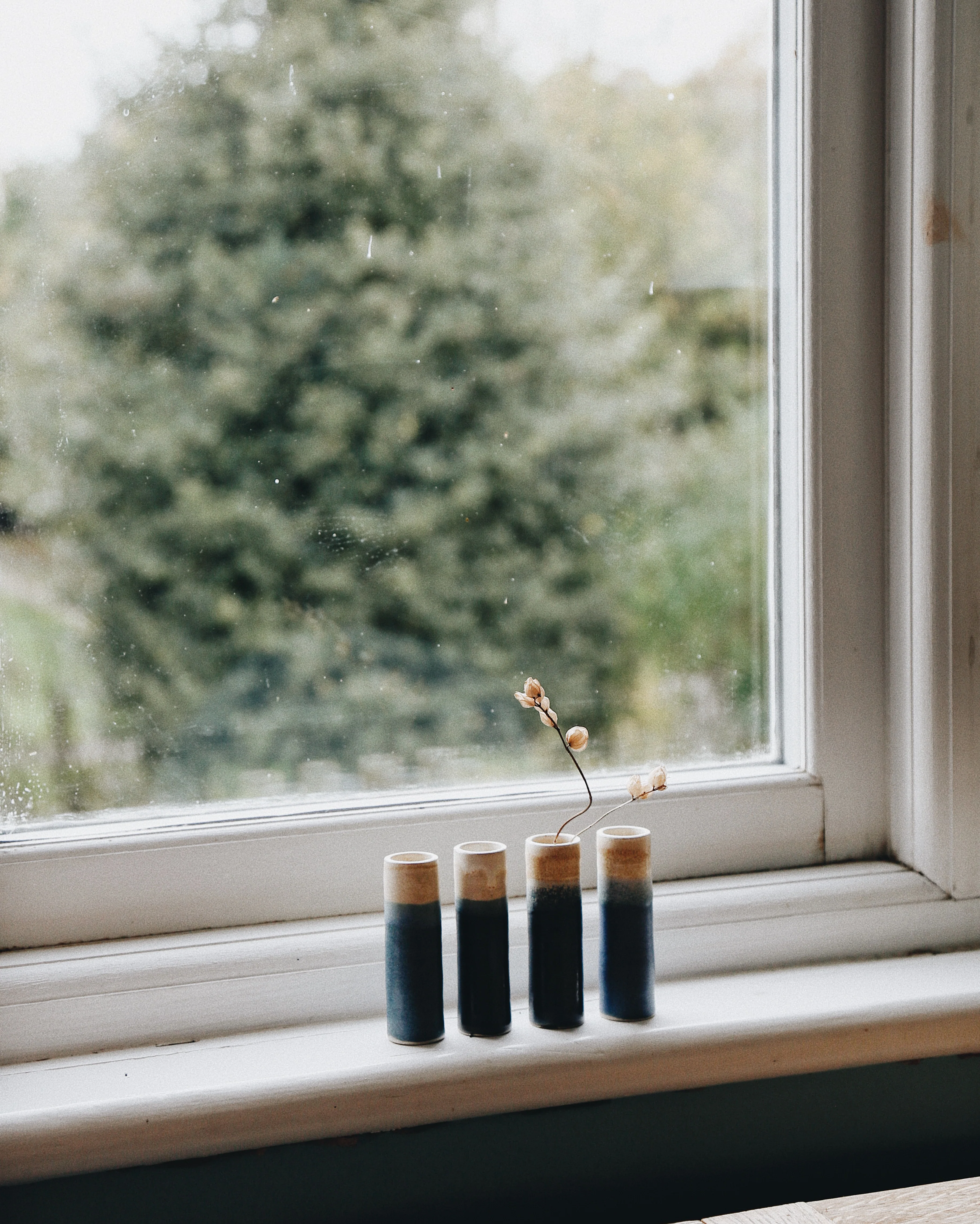 South Pacific Bud Vase - Image 4